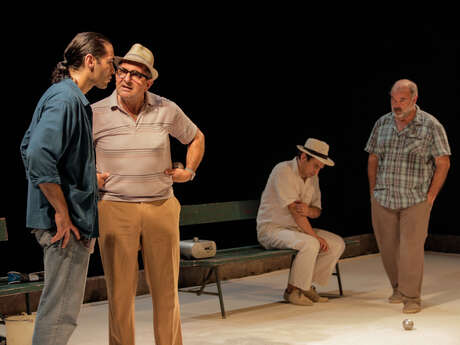 Les pieds tanqués, quand les mémoires s’entrechoquent