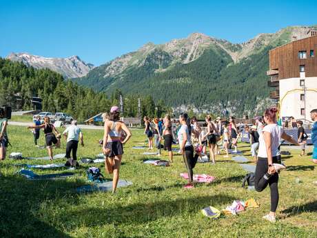 Pure Flow: Discovery Yoga with Fit Team 05