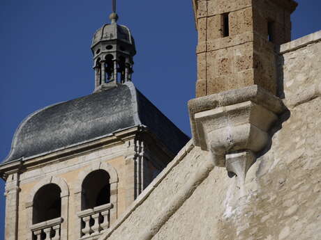 Visite: sous les toits de la collégiale