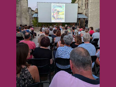 Open-Air-Kino im Hôtel de Sade
