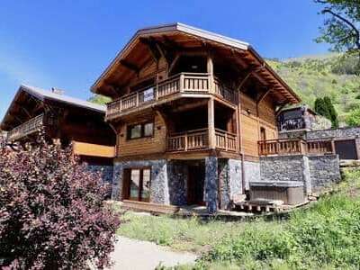 Chalet Bliss