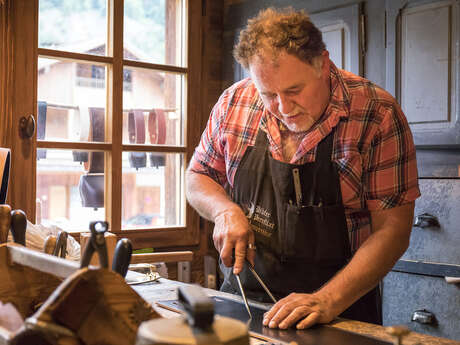 Les Bourreliers workshop and boutique