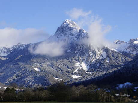 Rondleiding door het dorp Bernex