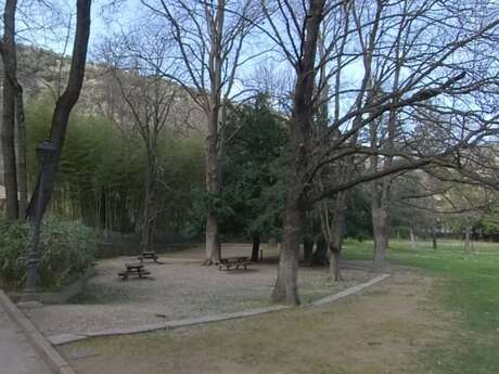 Aire de Pique Nique du Parc des Cordeliers