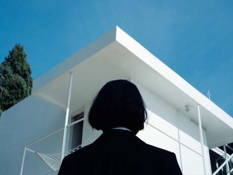 Projection - E.1027-Eileen Gray et la maison en bord de mer Projection - E.1027-Eileen Gray et la maison en bord de mer