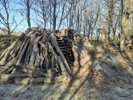 C'est l'été à Salagon : Atelier Crée ta charbonnière