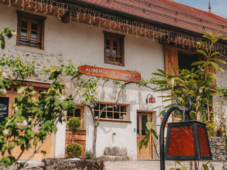 Auberge de Charly et ses Filles