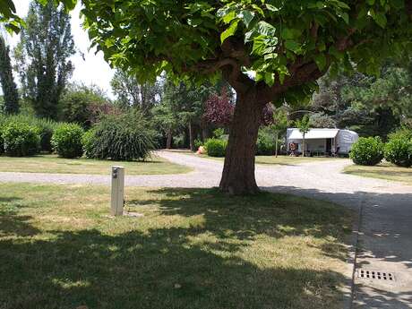 Area para autocaravanas de Valence-d'Agen