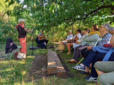 Reading in the vegetable garden: Le voyage d'Entrecasteaux, an exceptional expedition