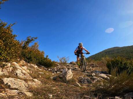 N°5 Noir - Le Montdenier (Circuit VTT Moustiers-Sainte-Marie)