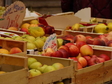 Marché hebdomadaire de St Christol lez Alès