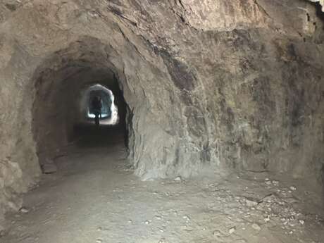 Visite guidée d'un souterrain militaire Visite guidée d'un souterrain militaire