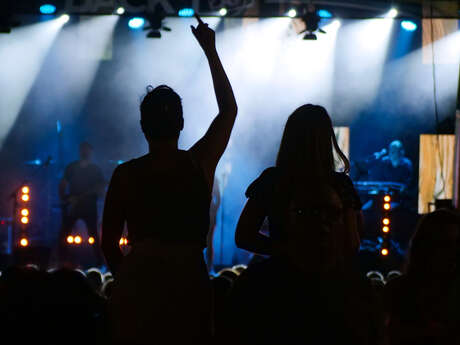 Concert Dark Glow Music Live