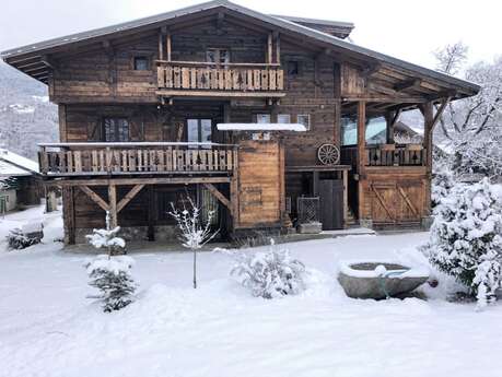 Chambres d'Hôtes Le Chalet de la Source
