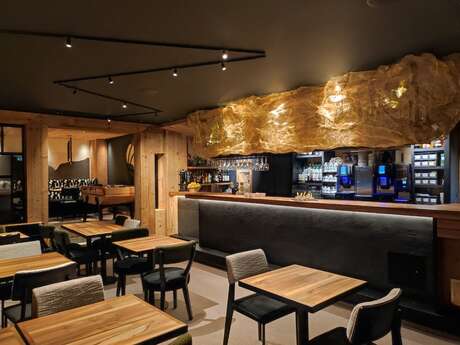 Bar Le M