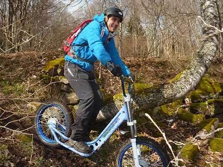 Automne 2025 - Bougez dans le Pilat - Trottinette de descente tout terrain (à partir de 10 ans) - Maclas