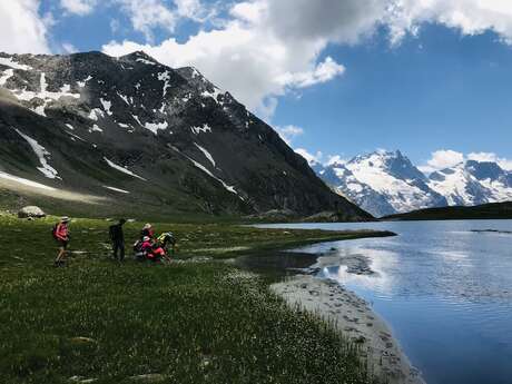 Hiking in the valleys of Haute Romanche with the Hotel le Faranchin