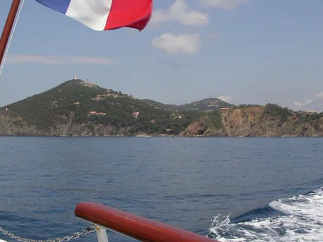 Promenade vers les îles de Port-Cros et du Levant - Vedettes îles d'Or et le Corsaire