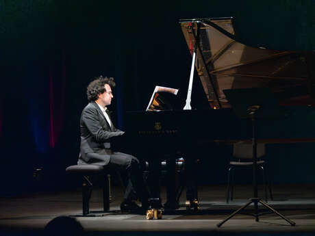 Festival du Bruit qui Pense