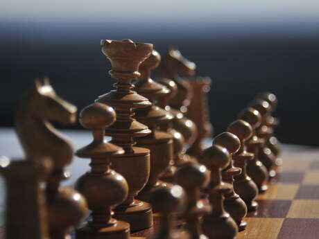 Club d'Echecs de Saint-Tropez- Partie simultanée -Trophée Roza Lallemand