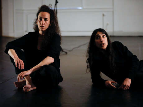 Festival - International Choreographic Meetings of Seine-Saint-Denis - Racha Baroud + Kinda Hassan "Deaf Tones in G Minor"