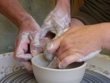 Poterie : initiation au tour