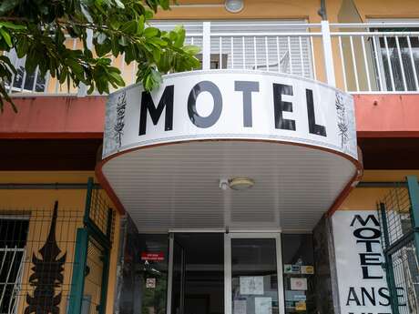 Motel Anse-Vata