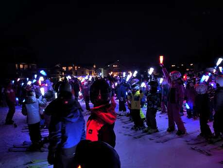 Les p'tits flambeaux - Charity torchlight descent