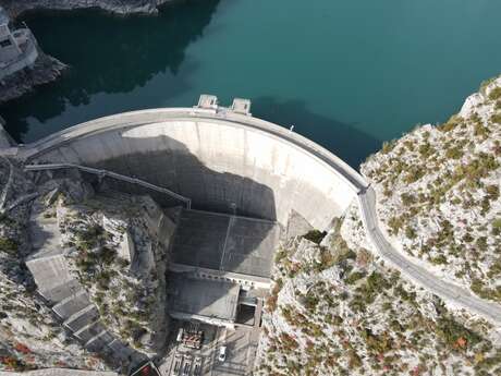 Visitez le barrage et la centrale hydroélectrique de Chaudanne.