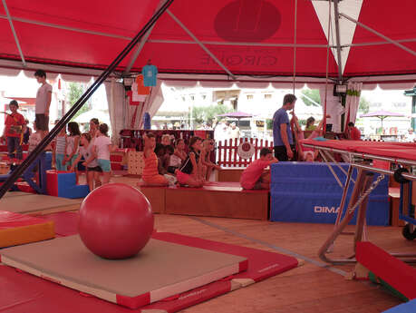 Agay Circus School