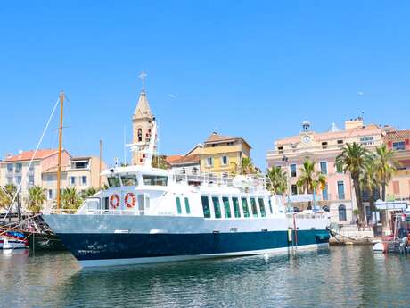 Croix du Sud V - Accueil à quai