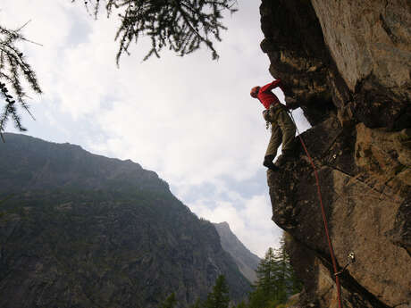 Grandes voies  - perfectionnement (5 jours) avec ALPES AVENTURE