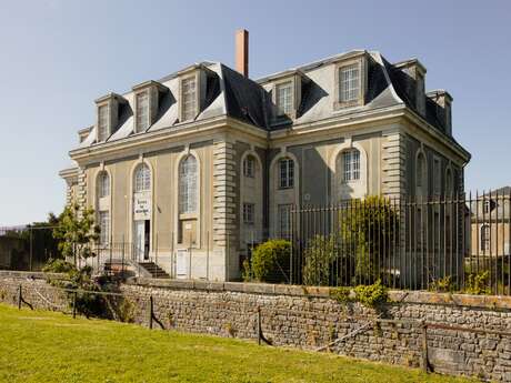 Ancienne école de médecine navale