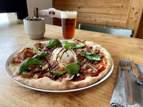 L’Achillée Restaurant-Pizzeria-Coffee Shop