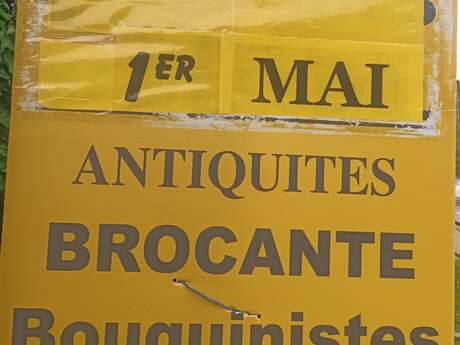 Antiquités, brocante et bouquinistes