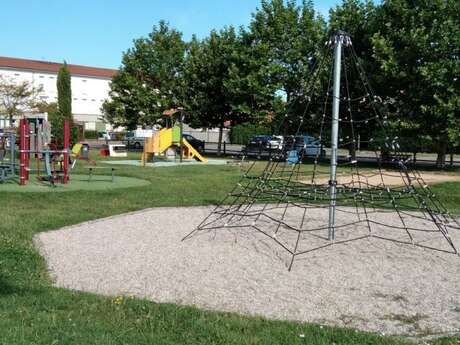 Aire de jeux - Espace Bernard Rouby