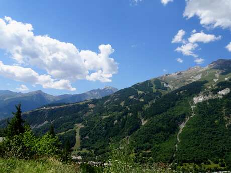 The Béal Neuf: from mountain stream to canal