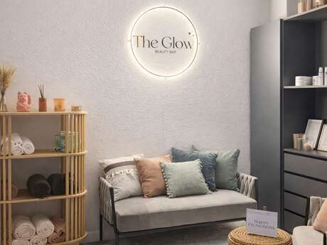 The Glow Beauty Bar