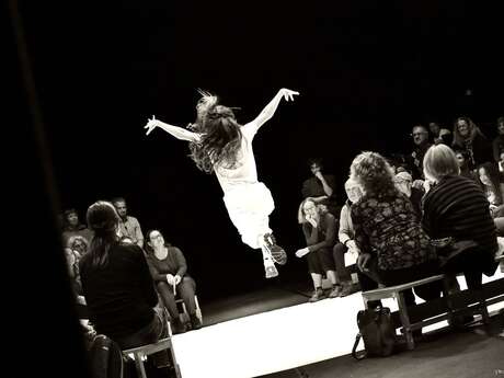 C'est pas parce qu'on a rien à dire qu'il faut fermer sa gueule - Théâtre