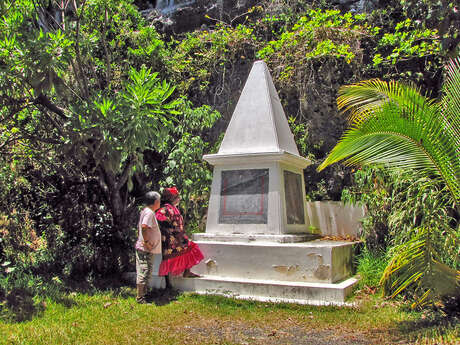 Monument dedicated to the arrival of the Gospel