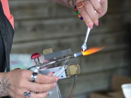 Atelier Fabrication de bijoux en verre recyclé