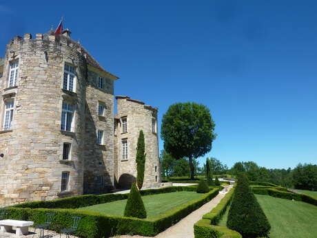 Decouverte du jardin a la francaise du chateau de la reine margot