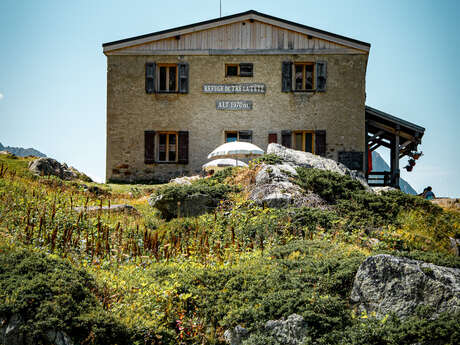 Refuge de Tré la Tête (1970m)