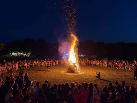 Bal & Feu de la Saint-Jean à Saint-Vallier-de-Thiey