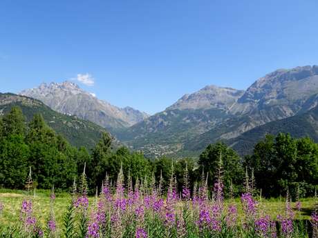 The Puy Saint-Vincent green route ("Voie Verte")