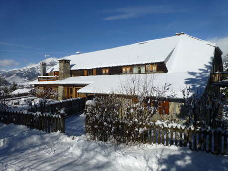 T4 dans ferme au pied des pistes