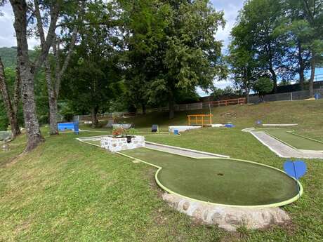 Mini-golf