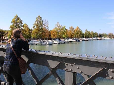 Visite théatrâlisée  | Le vendredi à Castel avec le Cadillac