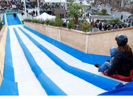 Un Noël à la montagne - Luges du père Noël