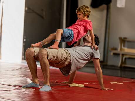 Atelier cirque parent-enfant (4 / 6 ans)
